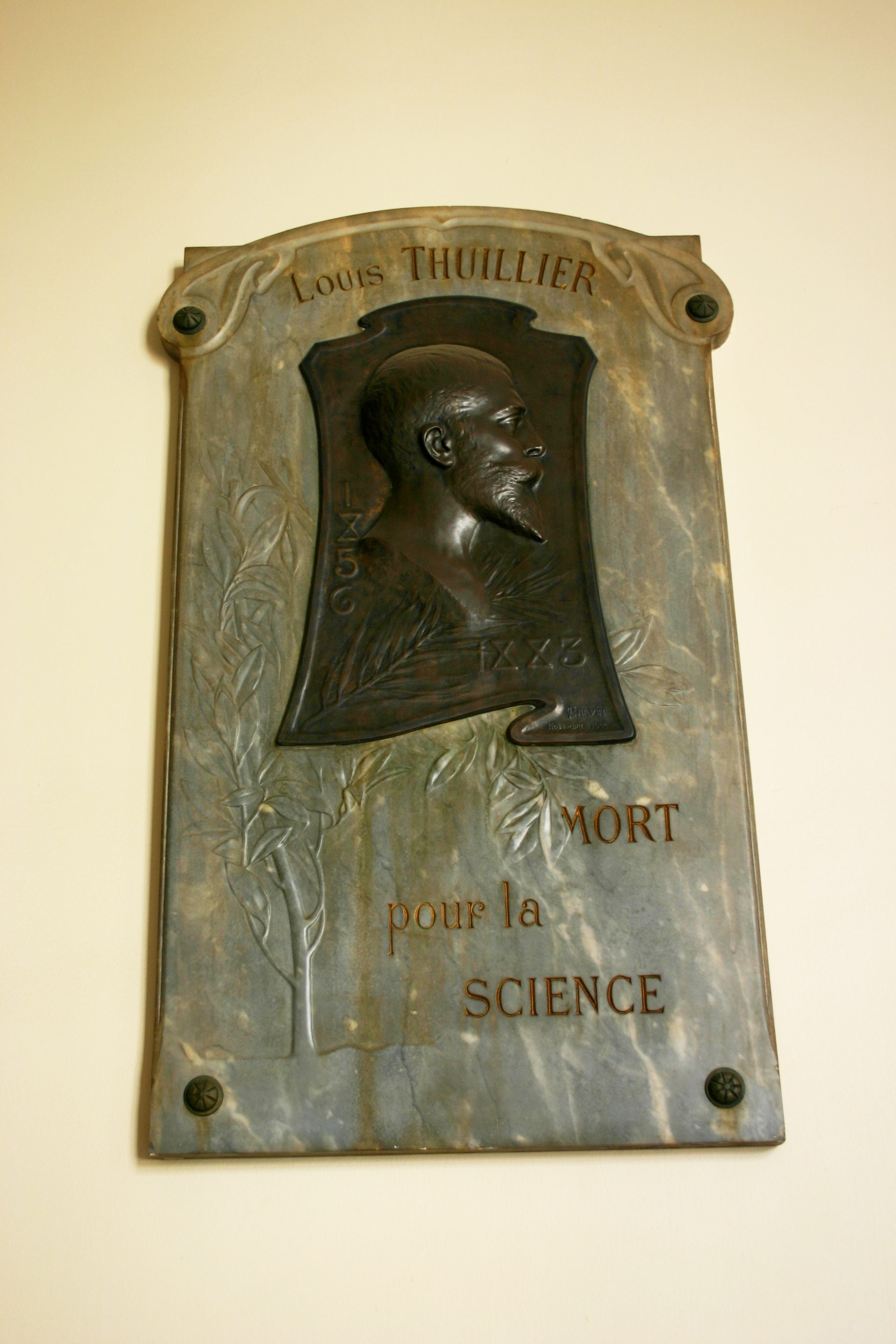 Louis%20Thuillier%27s%20memorial%20tablet%2C%20Institut%20Pasteur%2C%20Paris.JPG